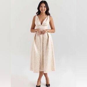 HOUSE OF CB 'Paloma' Ivory Metallic Jacquard Midi Dress/Size M Plus Cup